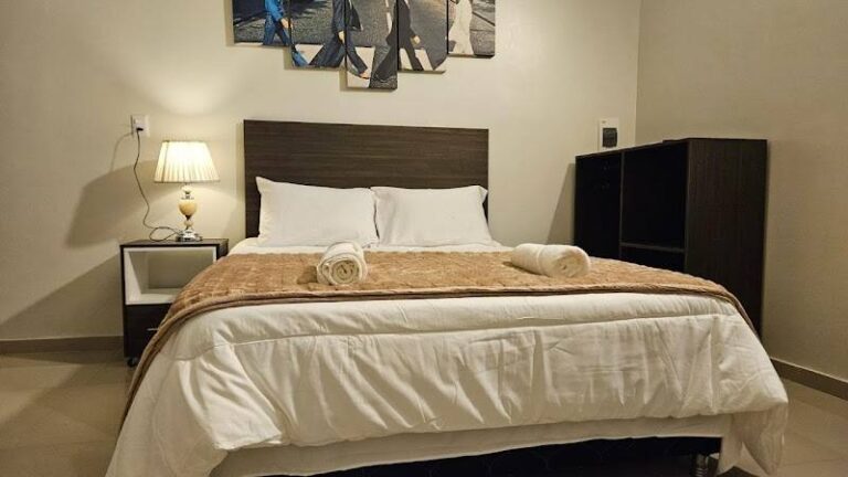 Abbey Road Inn