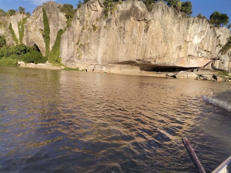Area Protegida - Caverna Kamba Hopo