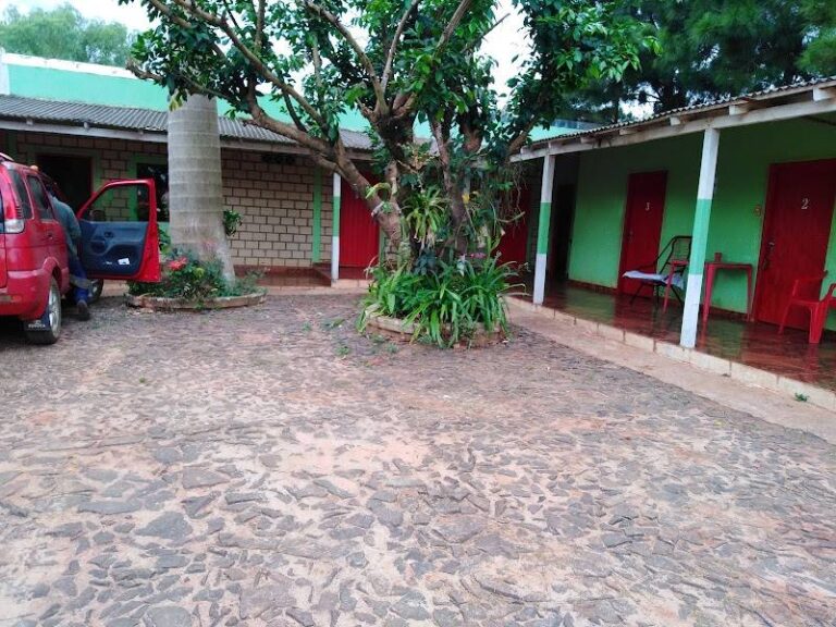 Copetín Hotel El Camionero