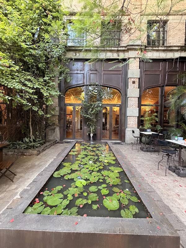 Factoria Hotel