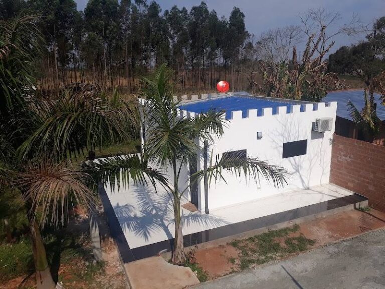 Hospedaje El Castillo