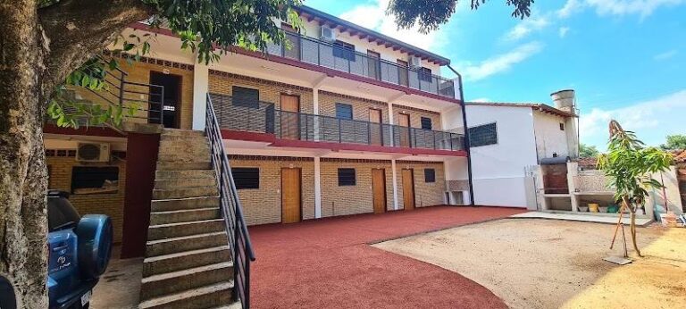 Hospedaje Salon 10