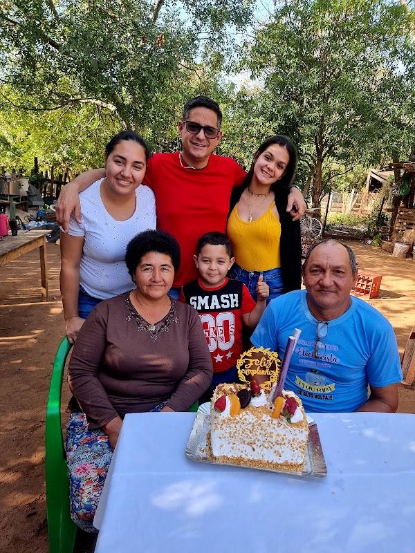 HOSPEDAJE VELAZQUEZ