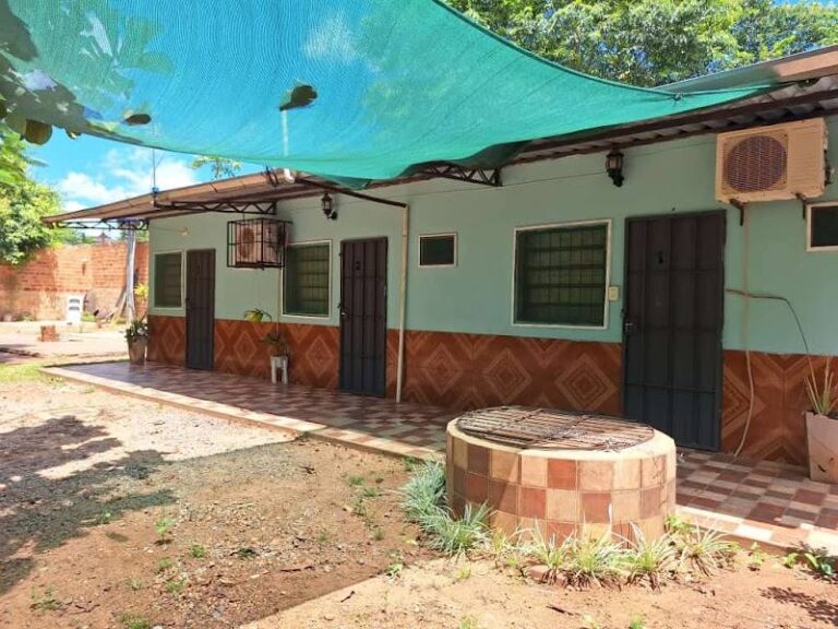 Hostal Che Raity