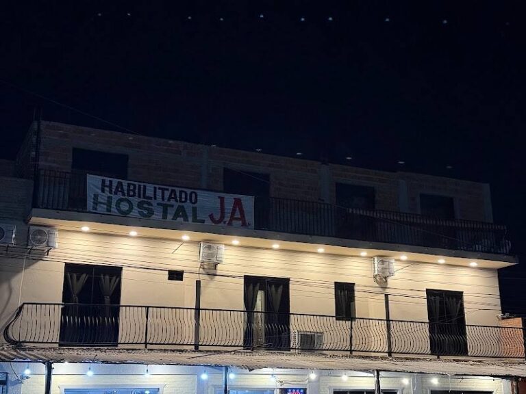 HOSTAL J.A