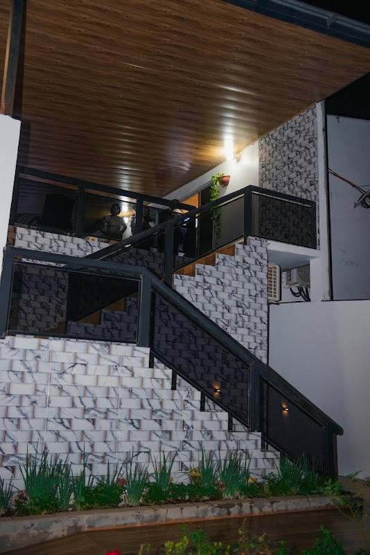 Hotel 7