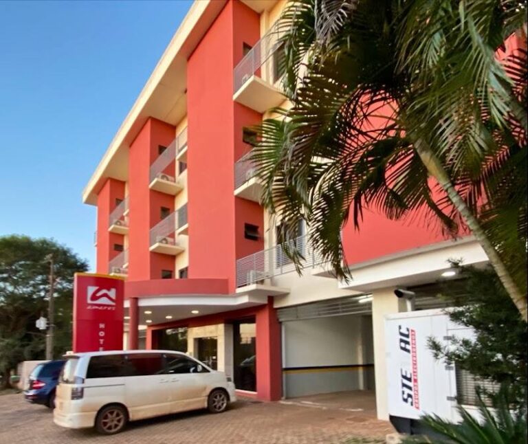 Hotel Amares