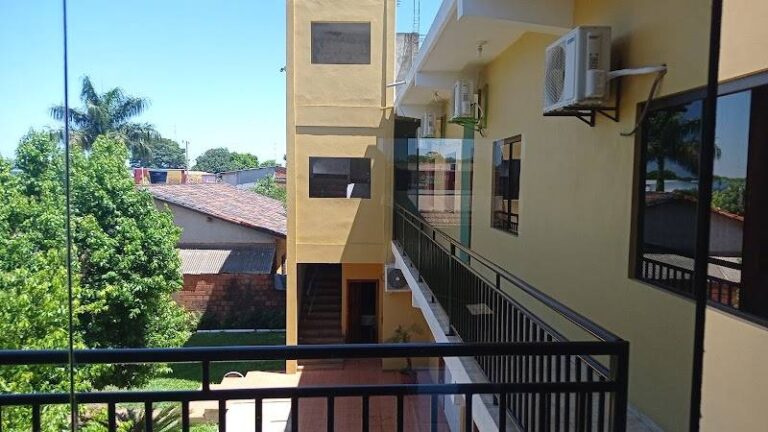 Hotel American Plaza