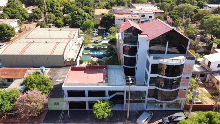 Hotel Ara