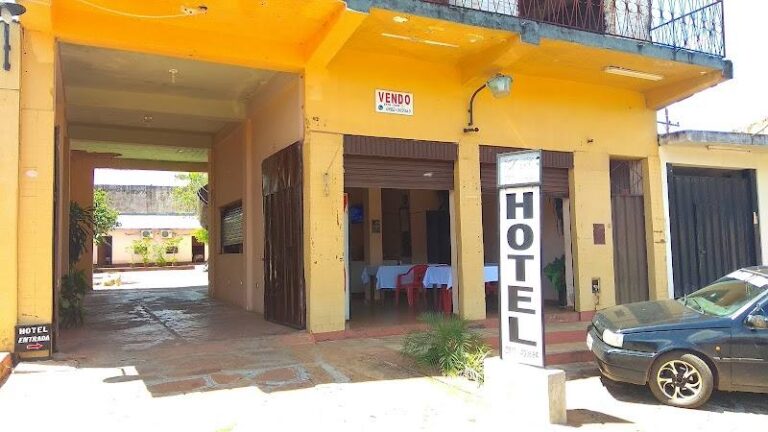 Hotel El Farol