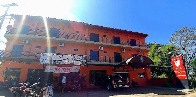 Hotel "El VIAJERO"