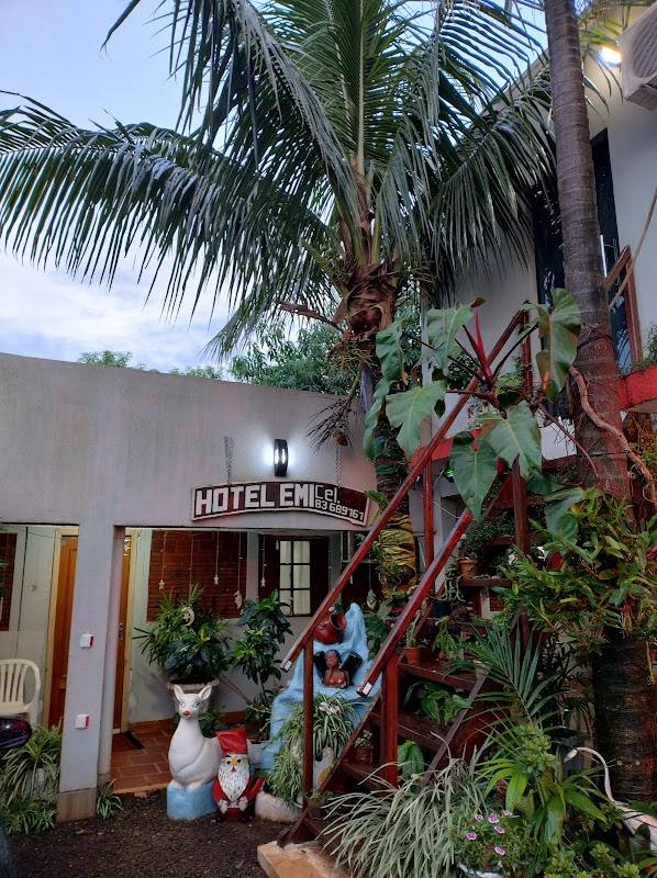 Hotel Emi