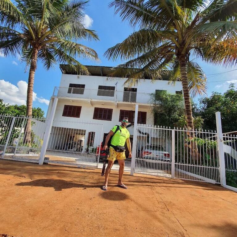 Hotel Ian