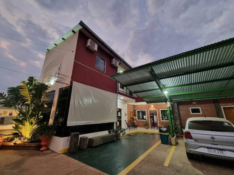 Hotel Karanda'y