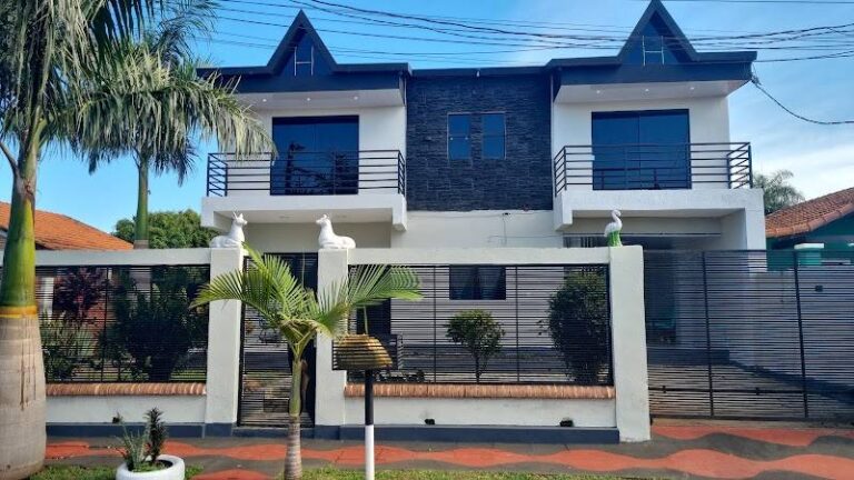 Hotel Las Hermanas