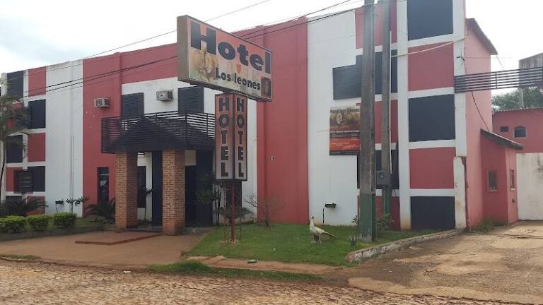 Hotel Los Leones
