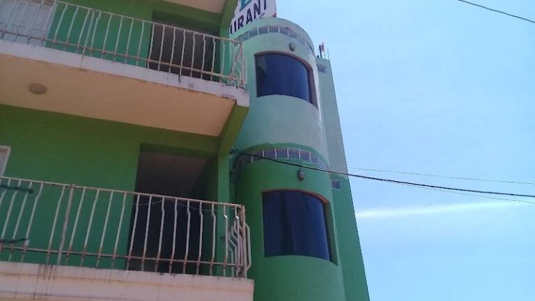 Hotel Los Mellizos
