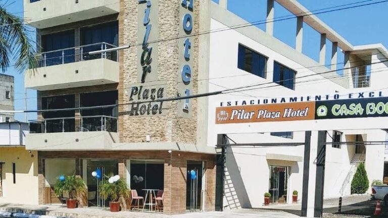 Hotel Pilar Plaza