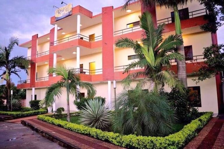 Hotel Real