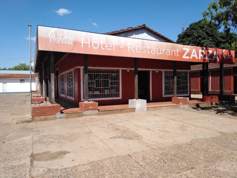 Hotel Restaurante Zarza