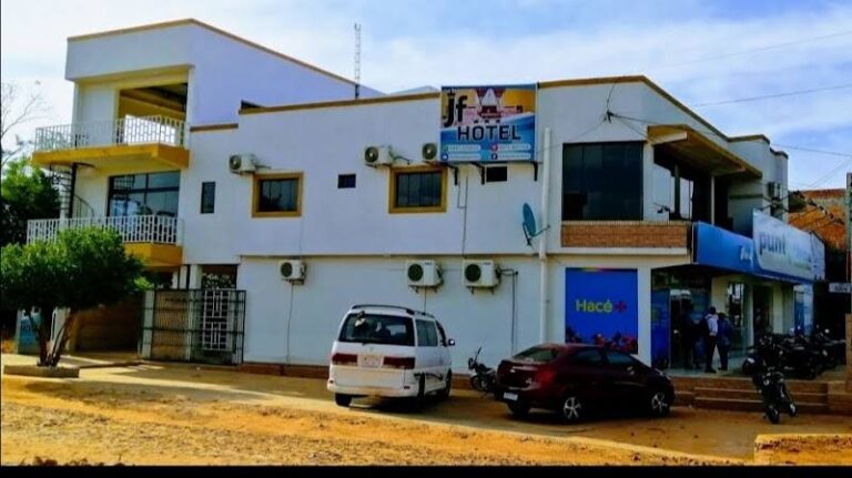 Jf Hotel