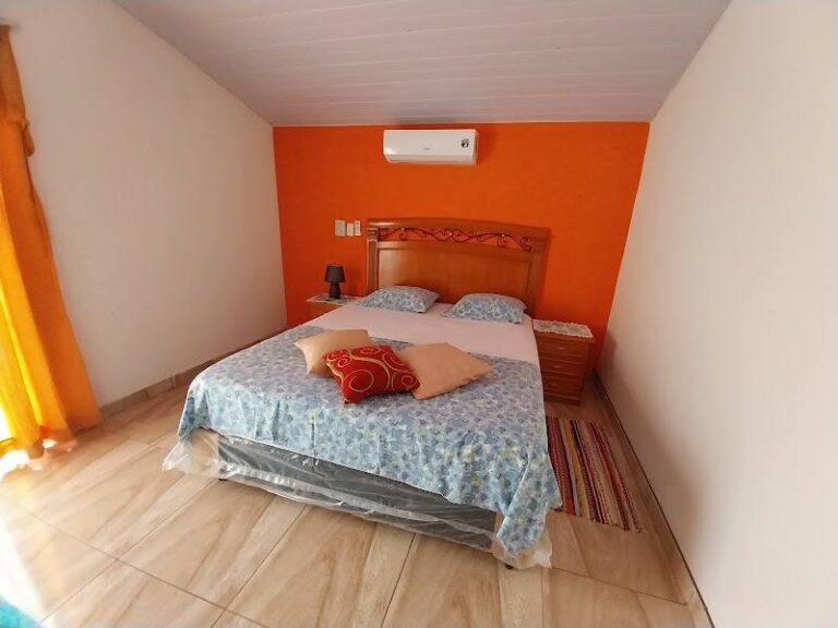 LA CASA DE LULÚ Alojamiento. Posada.por dia o permanente
