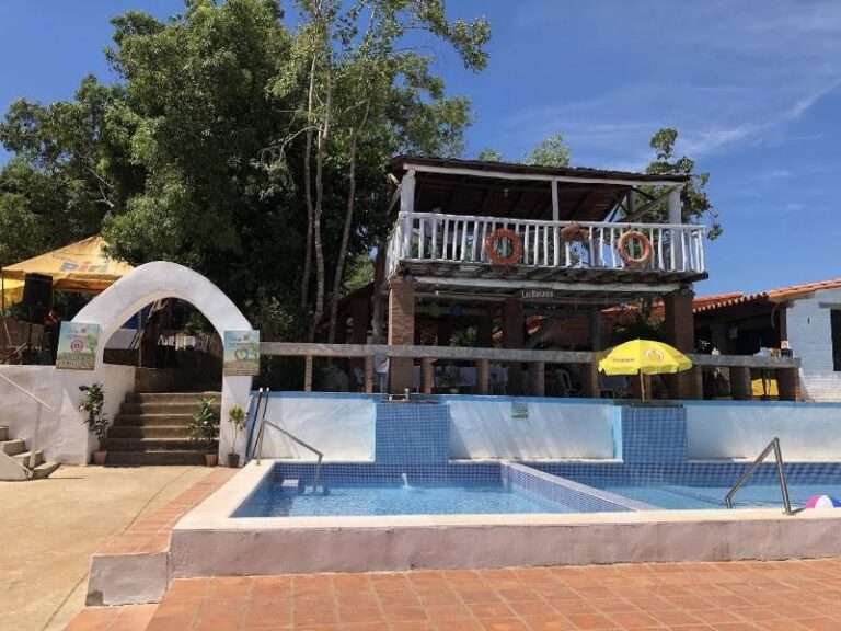 Los Marianos Posada Turística
