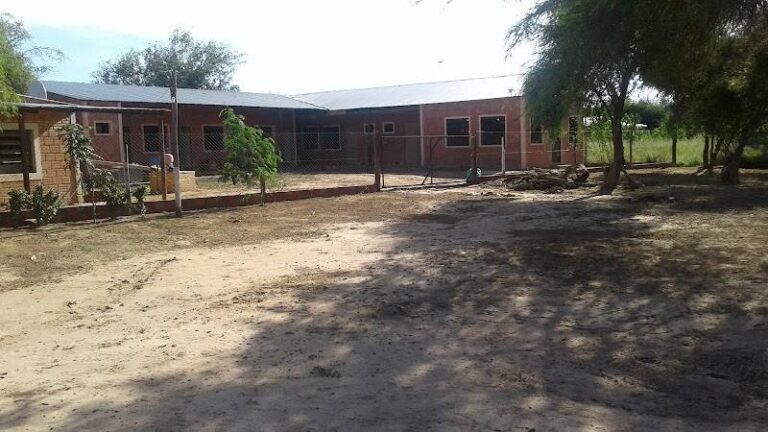 Minimarket y Hospedaje Quebracho