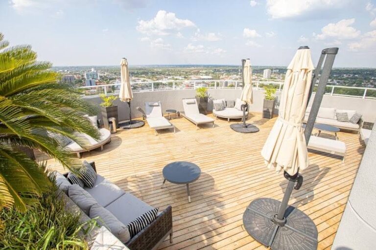 Narciso Suites