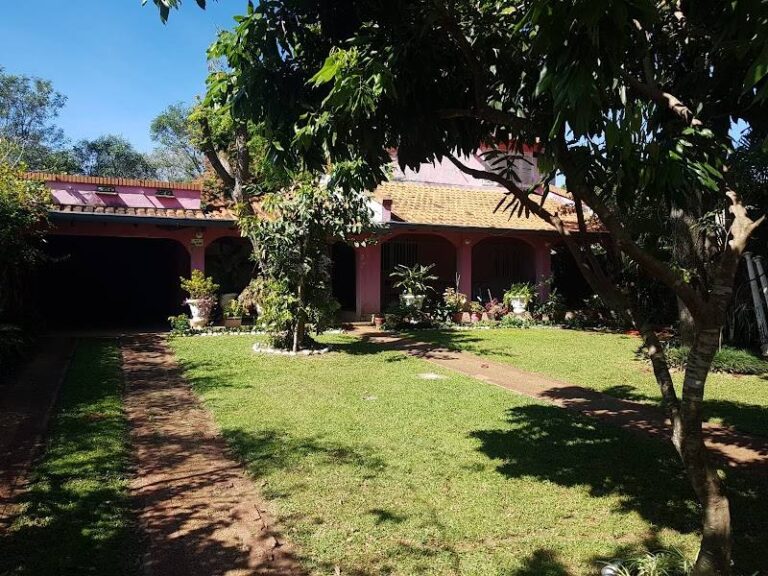 Nicanor Hotel