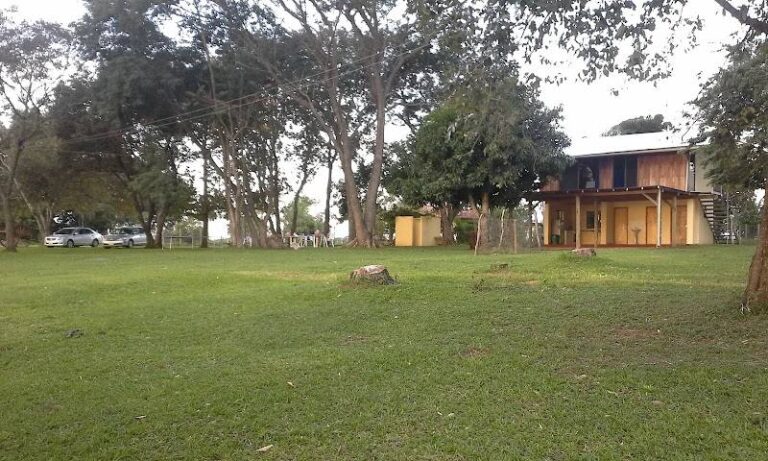 Puravida Nautic Resort